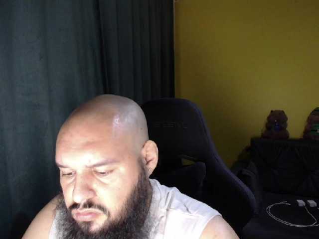 GuesssWho24