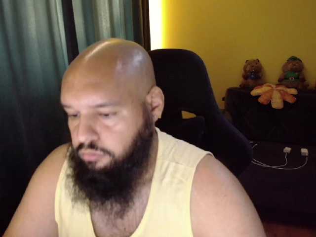 guessswho24
