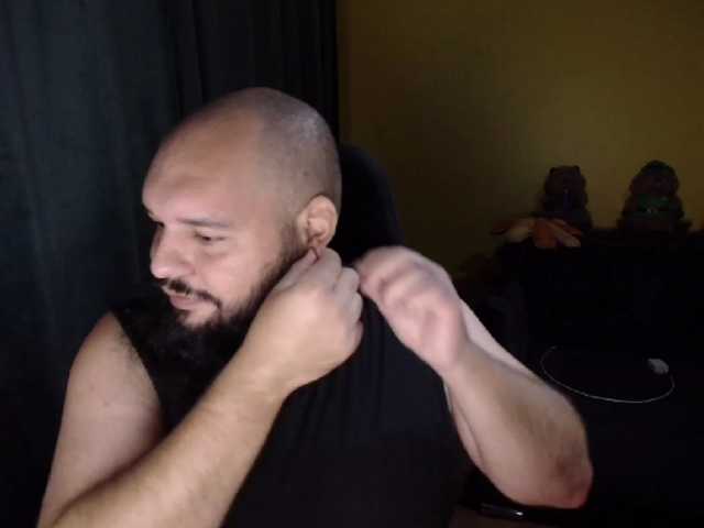 guessswho24