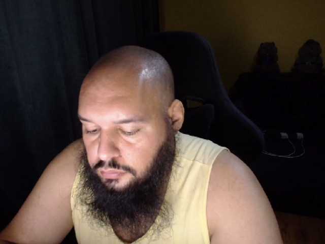 guessswho24