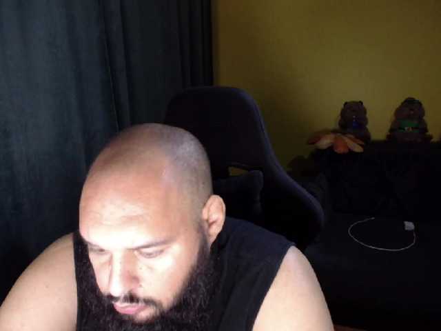 guessswho24
