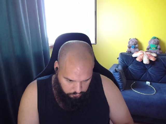guessswho24