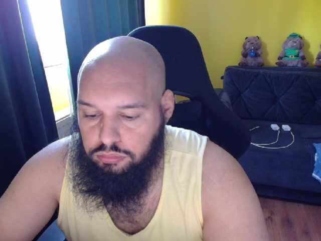 guessswho24