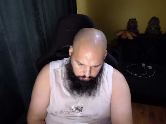 guessswho24
