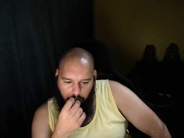 guessswho24
