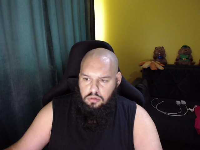 guessswho24