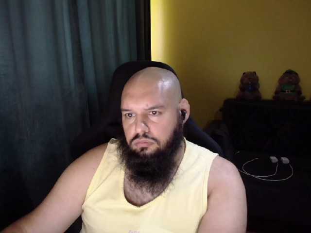 guessswho24