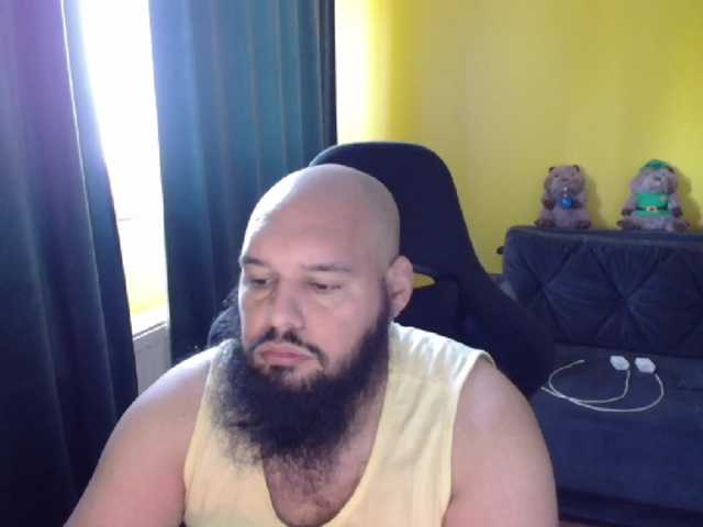 guessswho24
