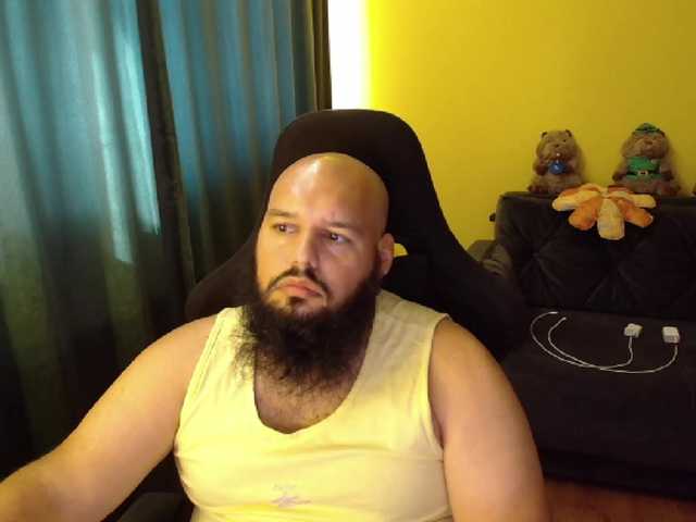 guessswho24
