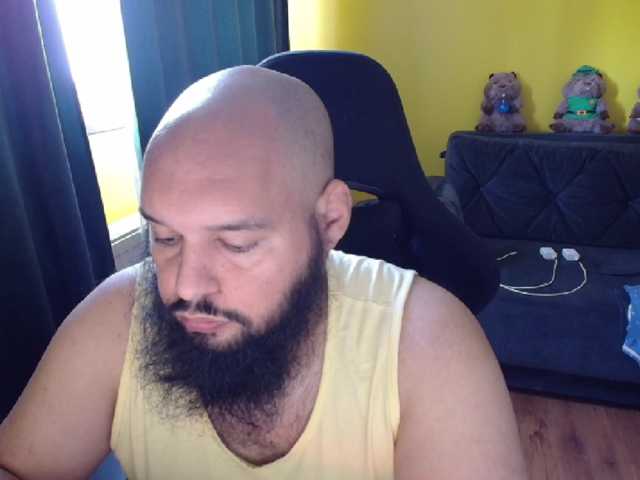 guessswho24
