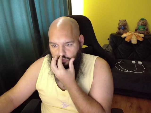 guessswho24