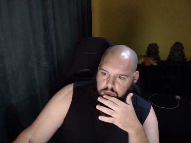 guessswho24