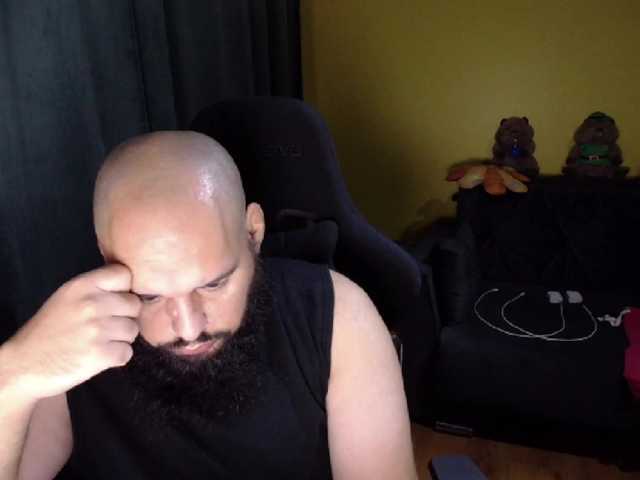 guessswho24