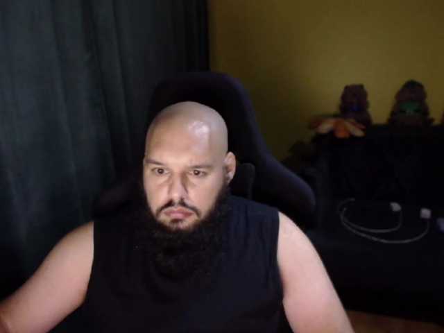 guessswho24