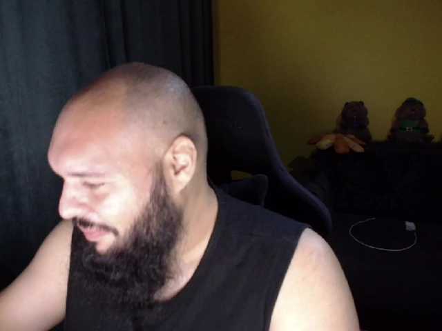 guessswho24