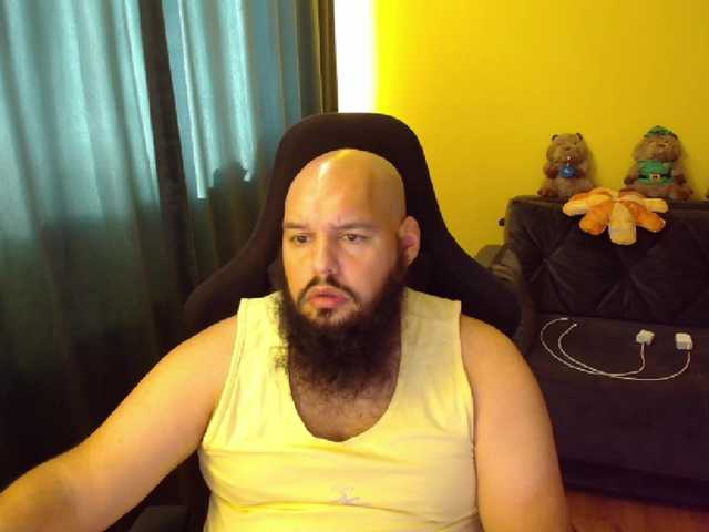 guessswho24