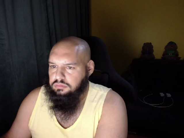 guessswho24