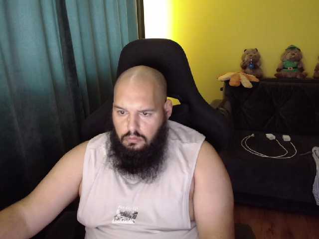 guessswho24