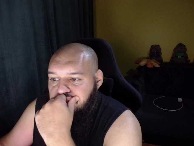 guessswho24