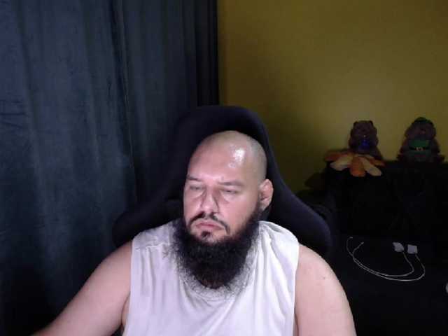 GuesssWho24