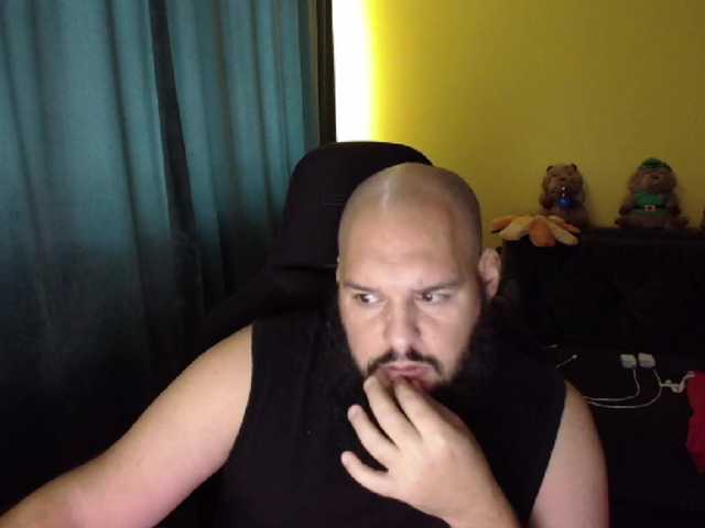 guessswho24