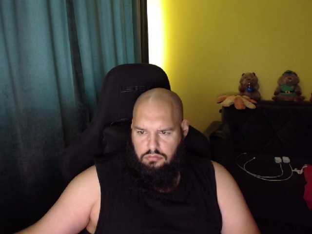 guessswho24