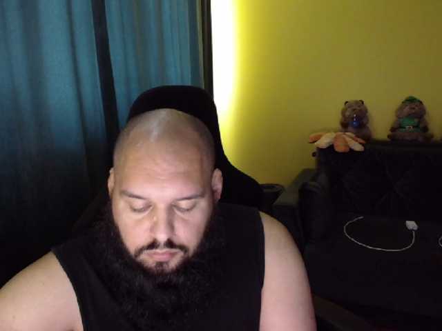 guessswho24