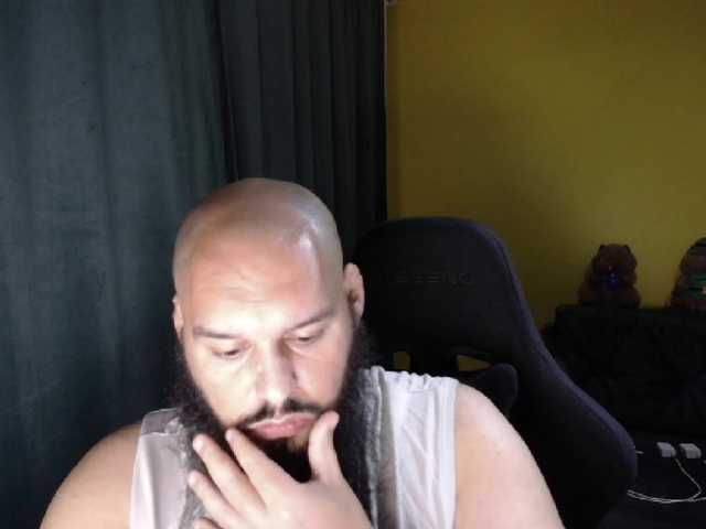 GuesssWho24