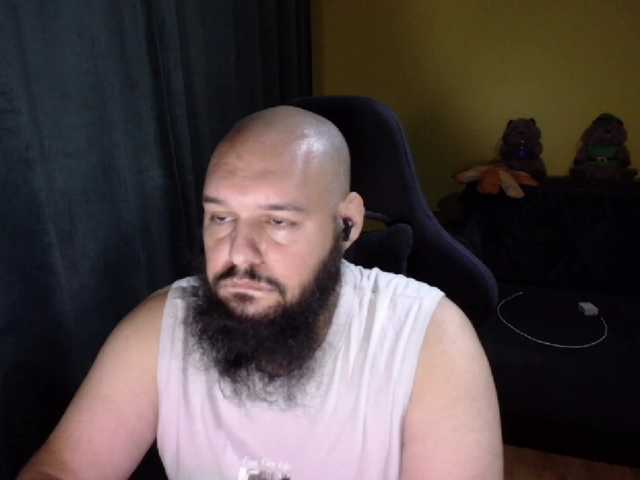 guessswho24