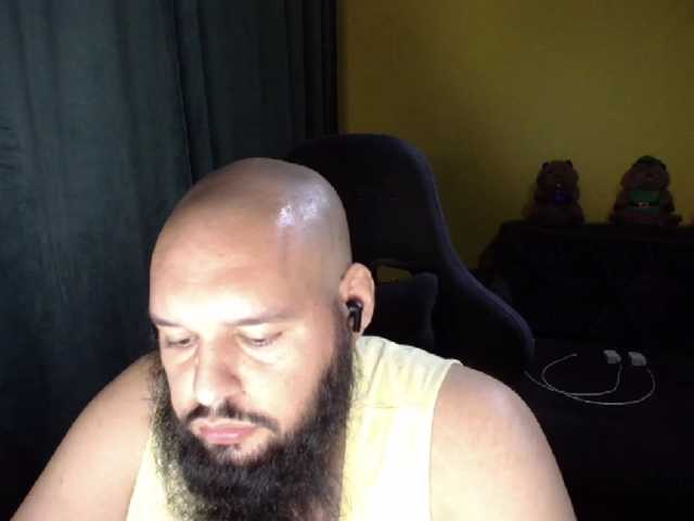 guessswho24