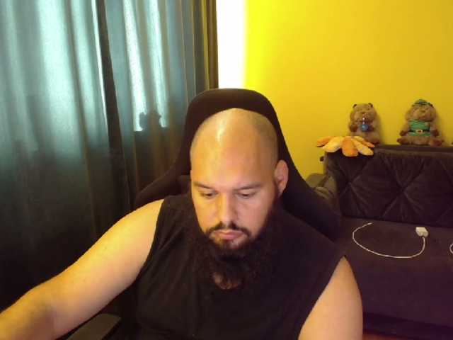 guessswho24