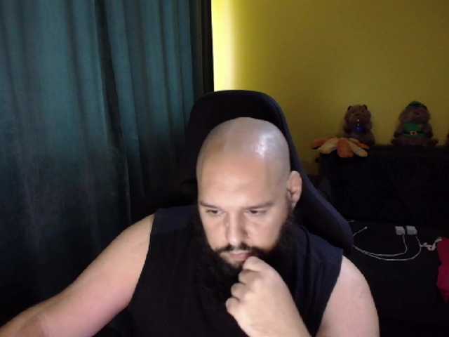 guessswho24