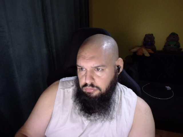 guessswho24