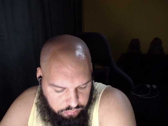 guessswho24