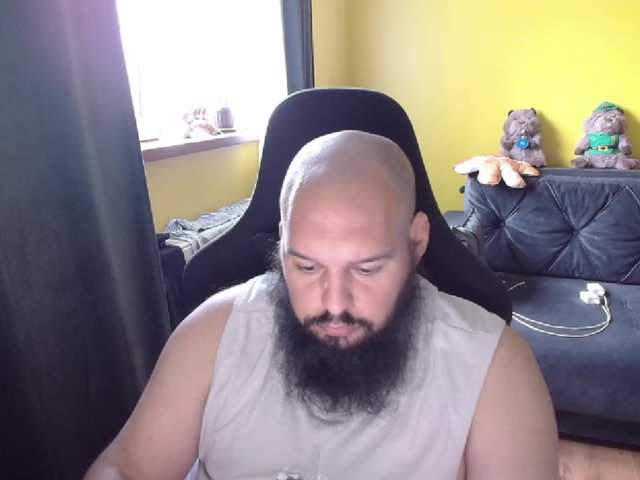 guessswho24