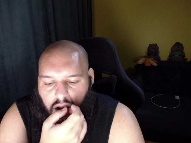 guessswho24