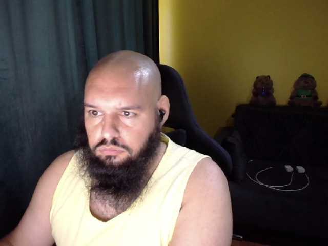 GuesssWho24
