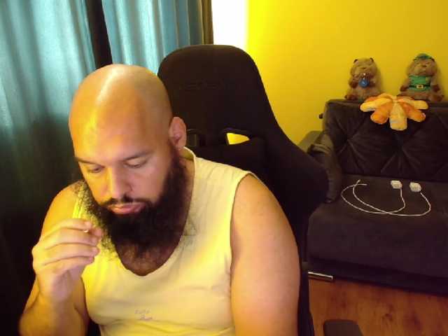 guessswho24