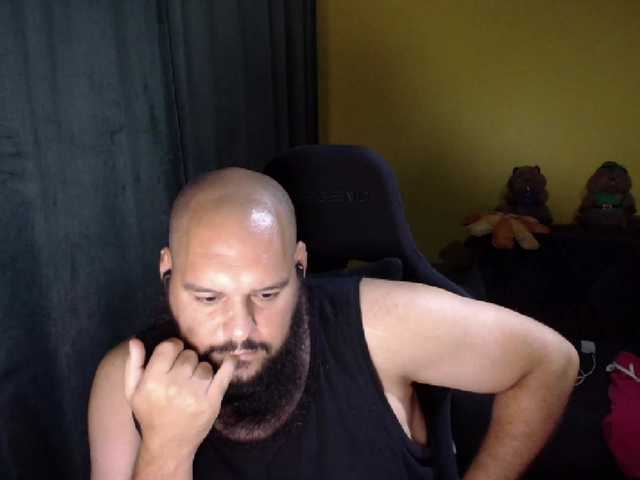 guessswho24