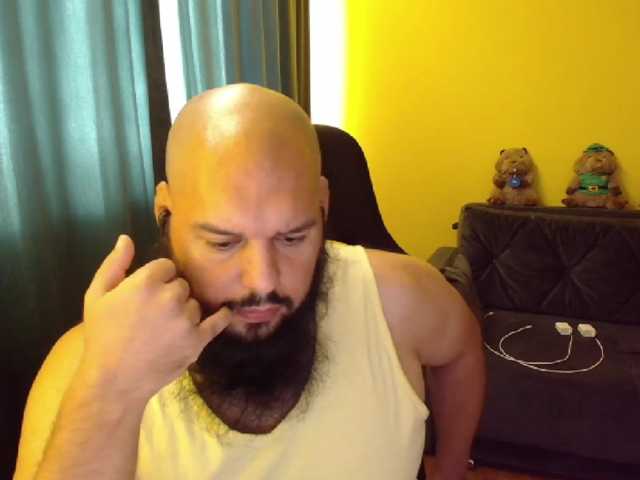 guessswho24