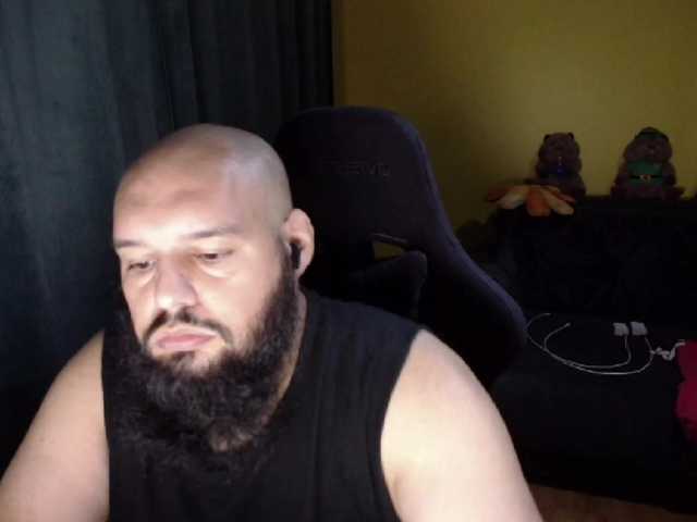 guessswho24