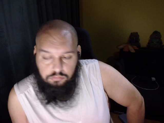 guessswho24