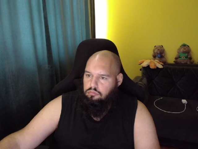 guessswho24