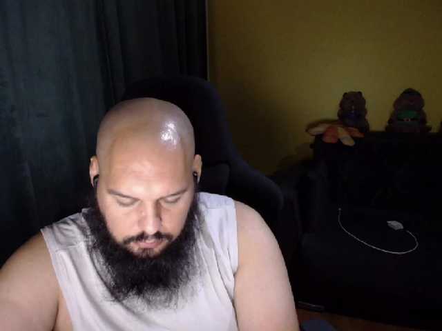 guessswho24
