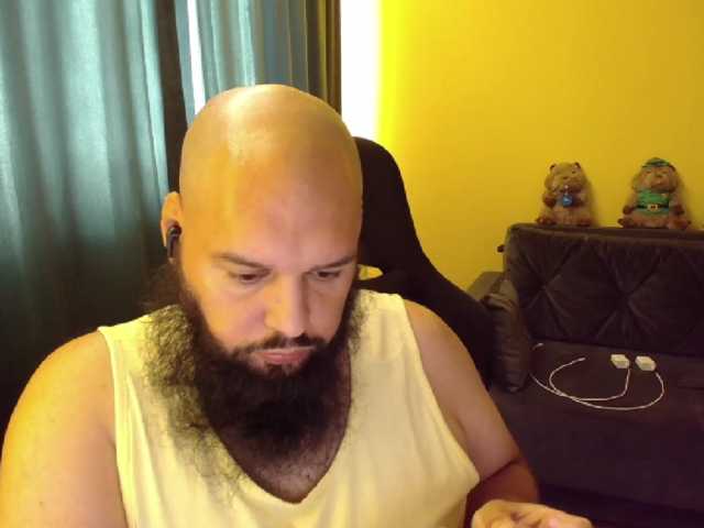 guessswho24