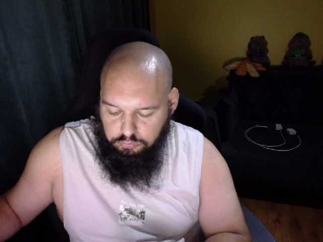 guessswho24