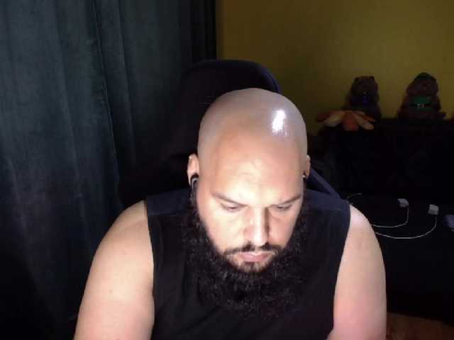 guessswho24