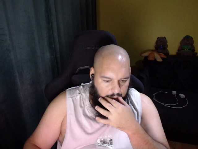 guessswho24