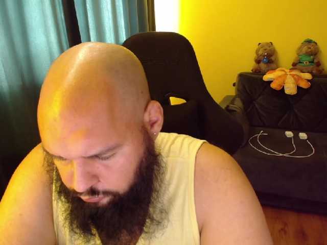 guessswho24