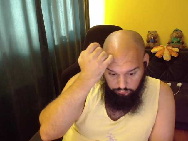 guessswho24